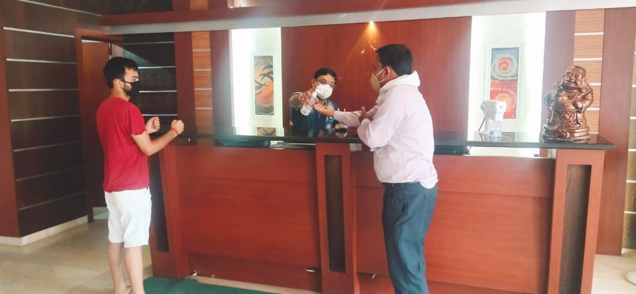 Hotel Yash Inn Mirzāpur Kültér fotó