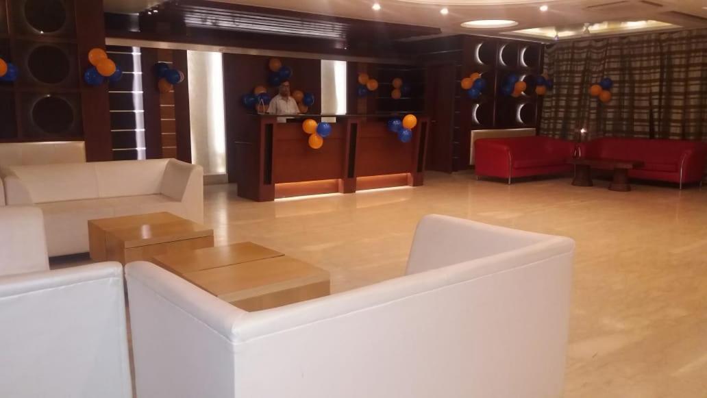 Hotel Yash Inn Mirzāpur Kültér fotó