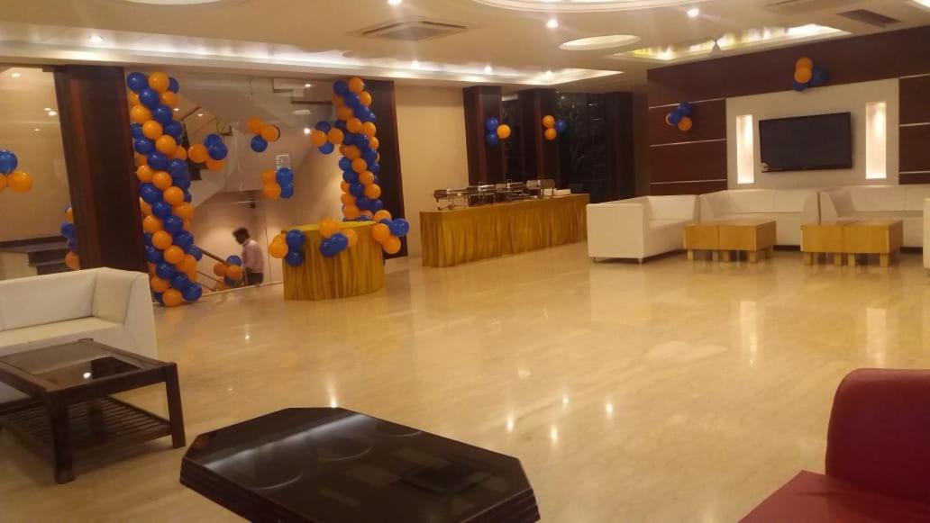 Hotel Yash Inn Mirzāpur Kültér fotó