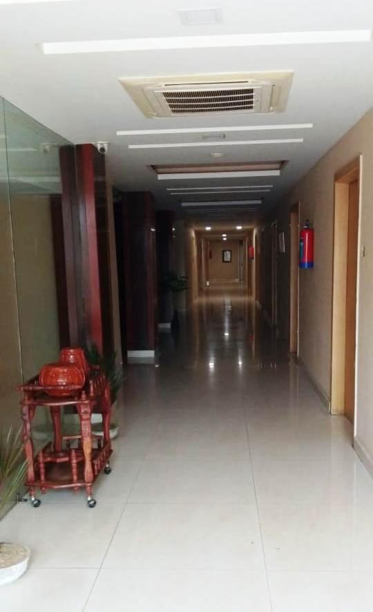 Hotel Yash Inn Mirzāpur Kültér fotó