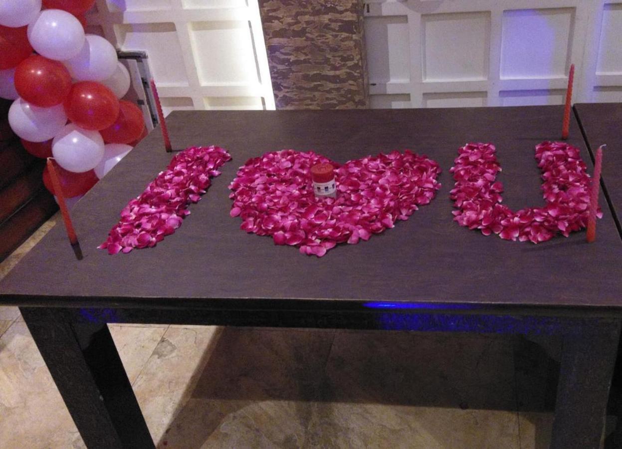 Hotel Yash Inn Mirzāpur Kültér fotó